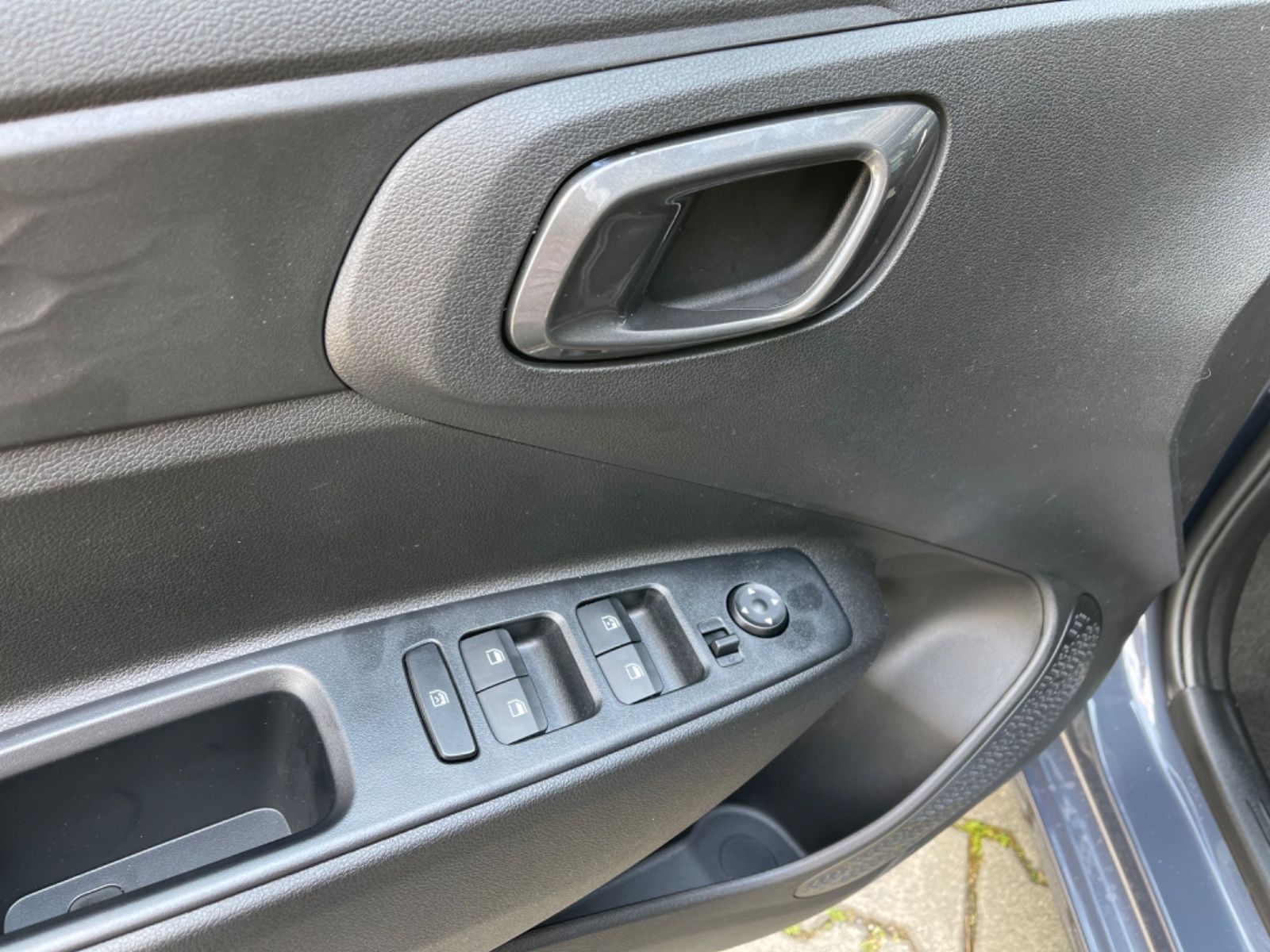 Fahrzeugabbildung Hyundai New i10 1.2 PRIME KLIMA PDC Smart Key 16"Alu