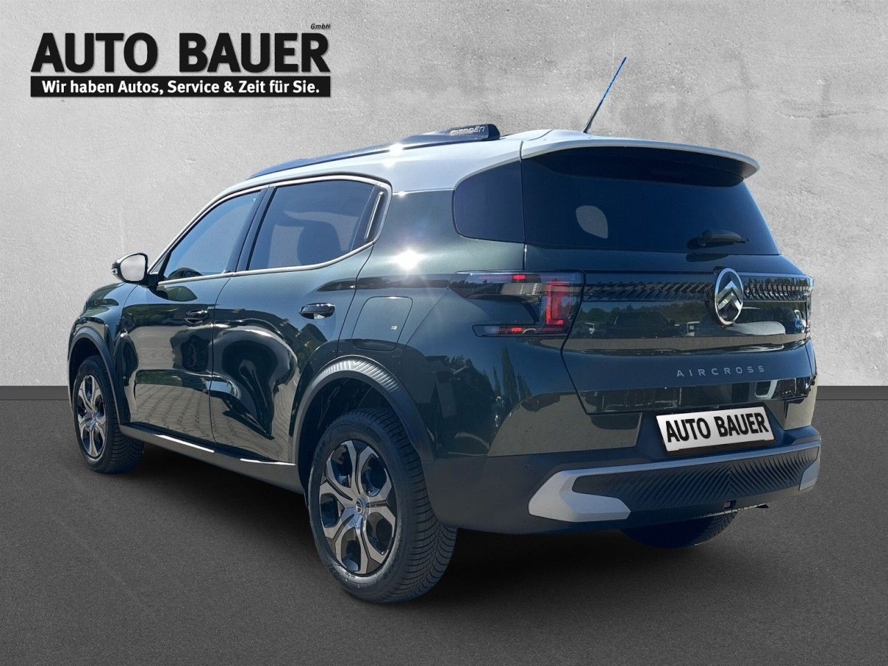 Fahrzeugabbildung Citroën C3 Aircross Turbo 100 PLUS - mit KI generiert/bearbeitet