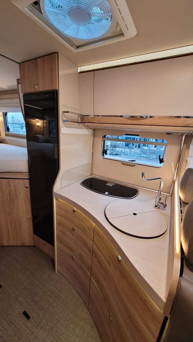 Fahrzeugabbildung Eura Mobil Profila T 695 EB *top ausgestattet*