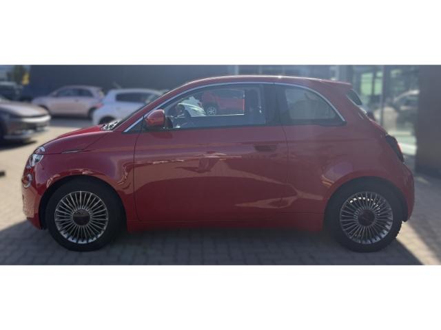 Fiat 500e Red *Apple Car Play *Tempomat