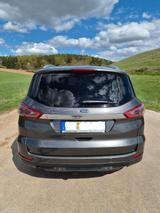 Ford S-Max 2,0 TDCi 179 PS Titanium Automatik  - Ford S-Max von privat