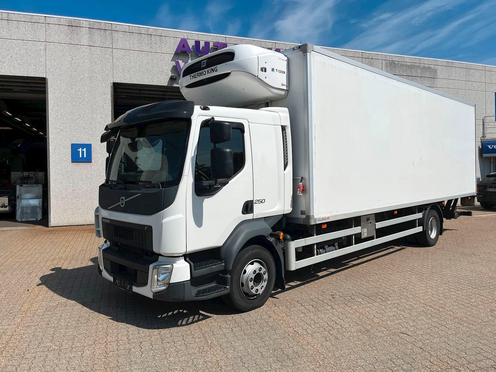 Volvo FL 250