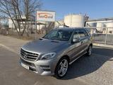 Mercedes-Benz ML 250 ML ML 250 CDI BlueTec *AMG PAKET*XENON* - Mercedes-Benz ML 250 in Berlin