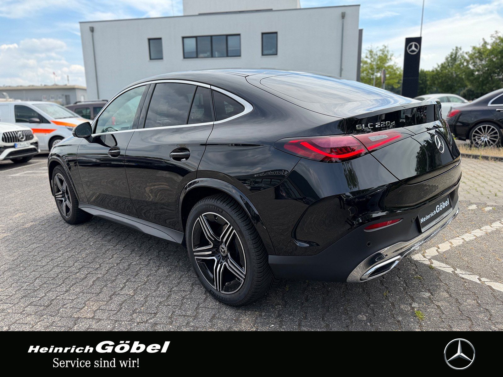 Fahrzeugabbildung Mercedes-Benz GLC 220 d Edition AMG Line, AHK