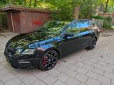 Skoda Octavia 2.0 TSI DSG RS 245 Combi RS (180 kW)  - Skoda Octavia mit Benzin-Antrieb: Kombi, 1.2