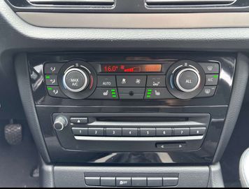 BMW X1 - 10