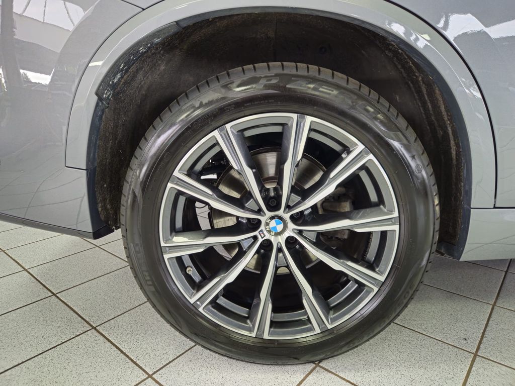 BMW X5 xD40i M Sport*PANO*SOFT*STHZG*7-SITZ*AHK*360°