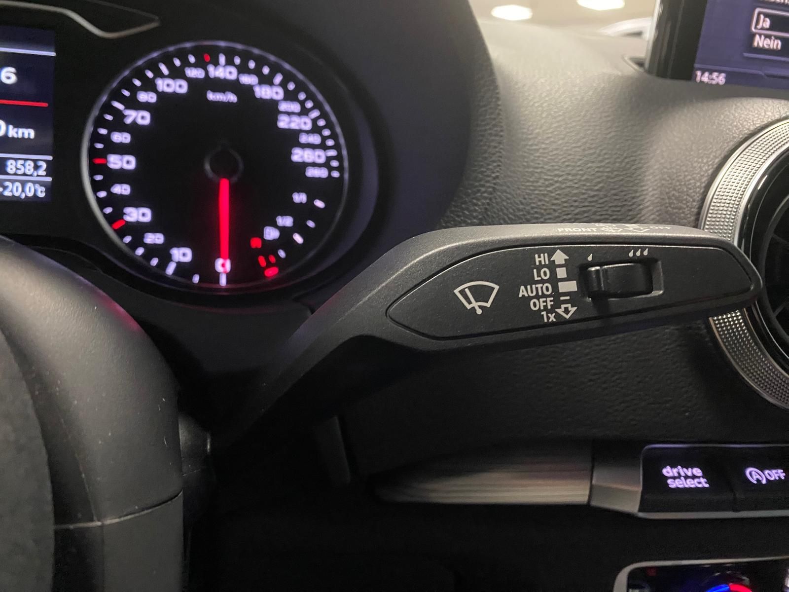 Fahrzeugabbildung Audi A3 1.5 ACT 35 TFSI SPORT NAVI+PDC+SITZHEIZ+KLIMA