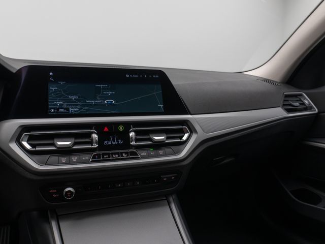 Foto Nummer 22: BMW 320e