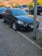 Volvo S60 D4 Momentum Momentum - Volvo S60 Momentum mit Diesel-Antrieb