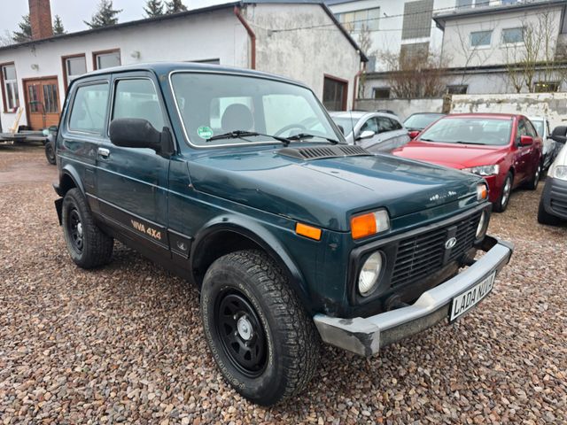 Lada Niva Only*AHK*4x4*Tüv 11.2025*