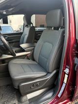Dodge RAM 1500 BIG HORN 1.Hand Kamera AppleCarplay LPG - mit LPG-Antrieb: Rot
