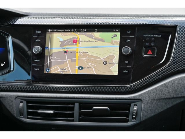 VW Polo Life+NAVI+CARPLAY+2xPDC+KLIMA+ALLWETTER+