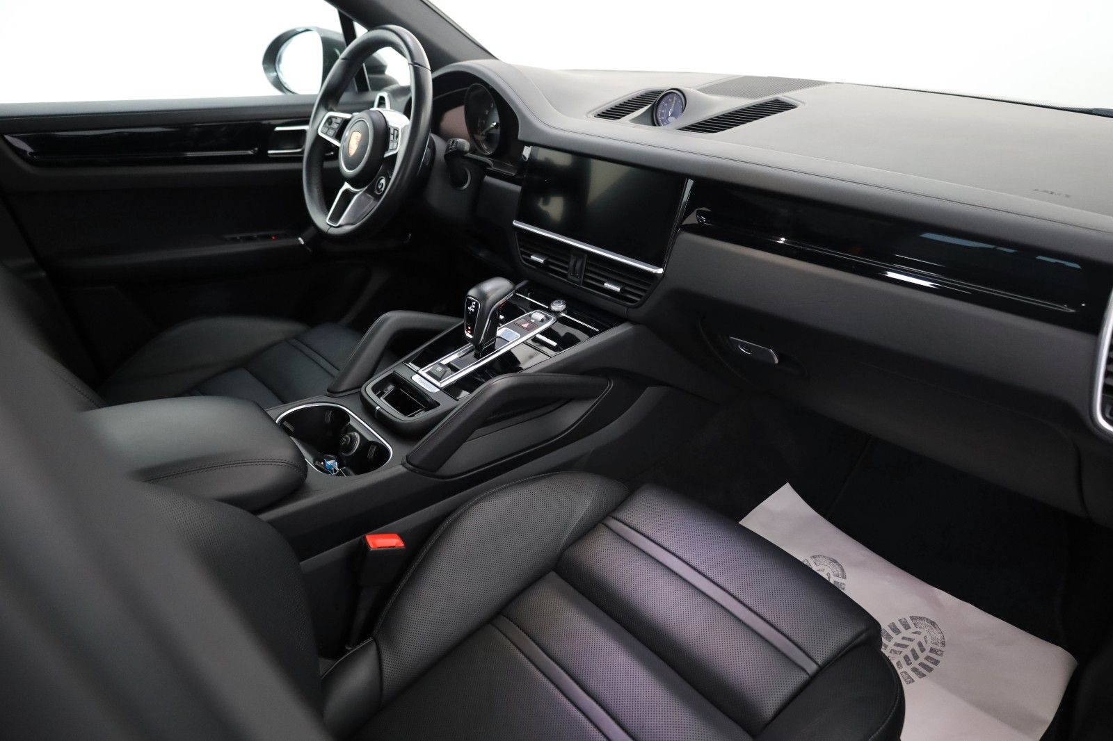 Fahrzeugabbildung Porsche Cayenne Coupe E-Hybrid,Sport-Chrono,Sitzlüft,AHK
