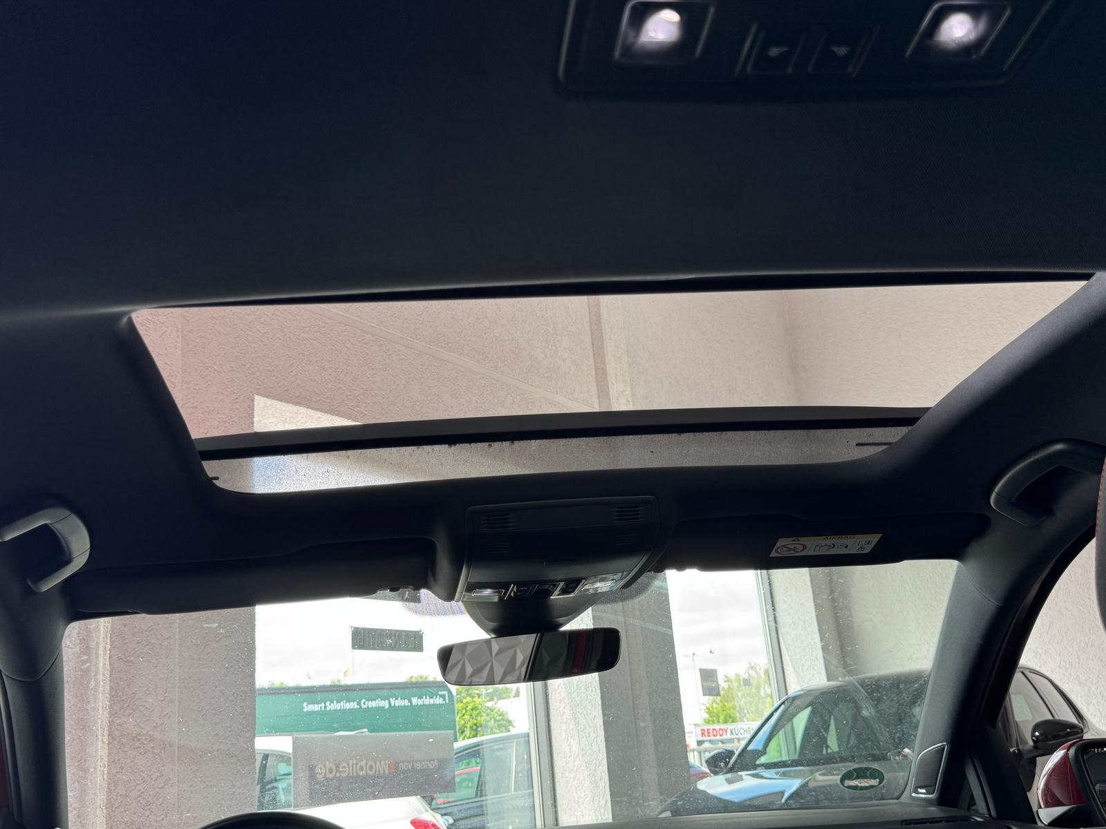 Volkswagen Golf GTI Performance Virtual/PANO/Matrix/SZH/ACC