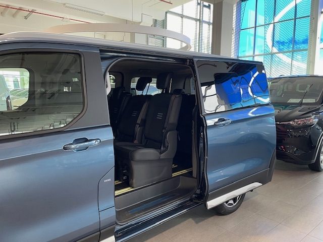 Fahrzeugabbildung Ford Tourneo Custom Bus 320 L1 Active 2.0 Tempomat