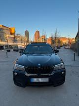 BMW Bmw X3 30d F25 | M-Packet| Panorama | Kame... - BMW 330 mit Diesel-Antrieb: Geländewagen