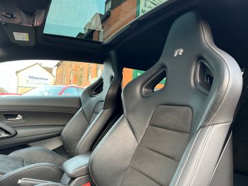 Fahrzeugabbildung Volkswagen Scirocco R SCHALENSITZE 6-GANG NAVI XENON KAMERA