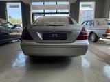 Mercedes-Benz E 220 E Limousine E 220 CDI - gebrauchte Mercedes-Benz E 220 aus dem Jahr 2002