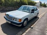Mercedes-Benz Mercedes 190D Automatik H-Kennzeichen - Mercedes-Benz 190 aus 1988