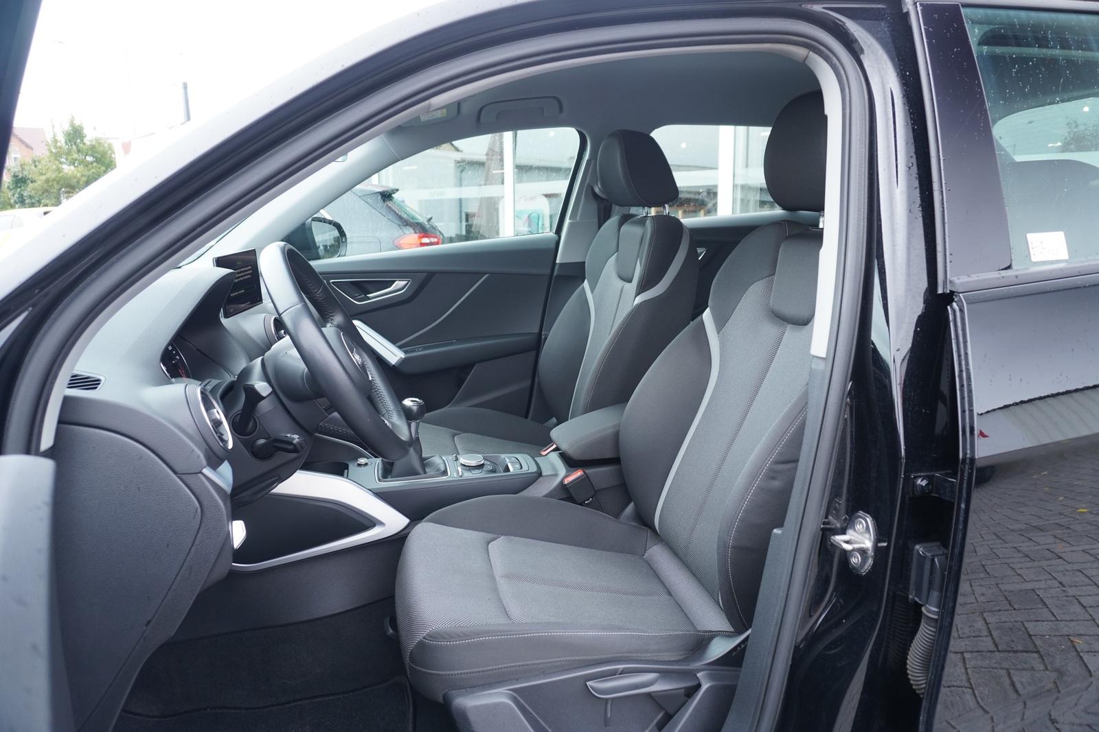 Audi Q2 1.0 TFSI sport ultra Navi LED Tempomat PDC