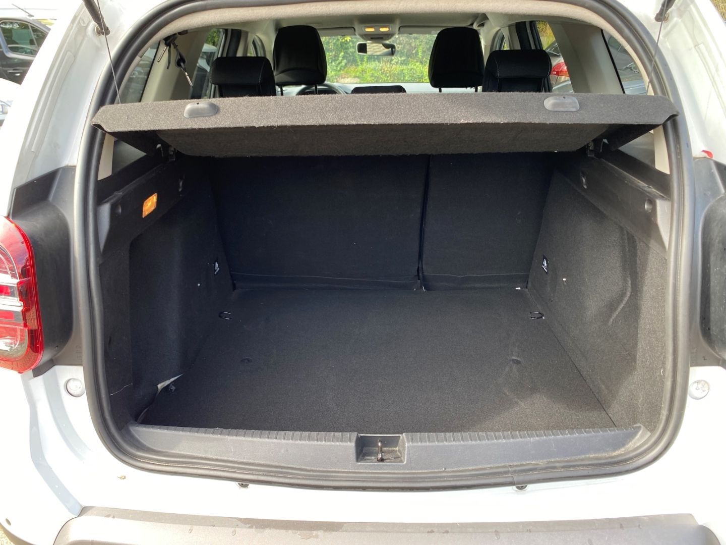 Fahrzeugabbildung Dacia Duster II Journey Navi Soundsystem Apple CarPlay