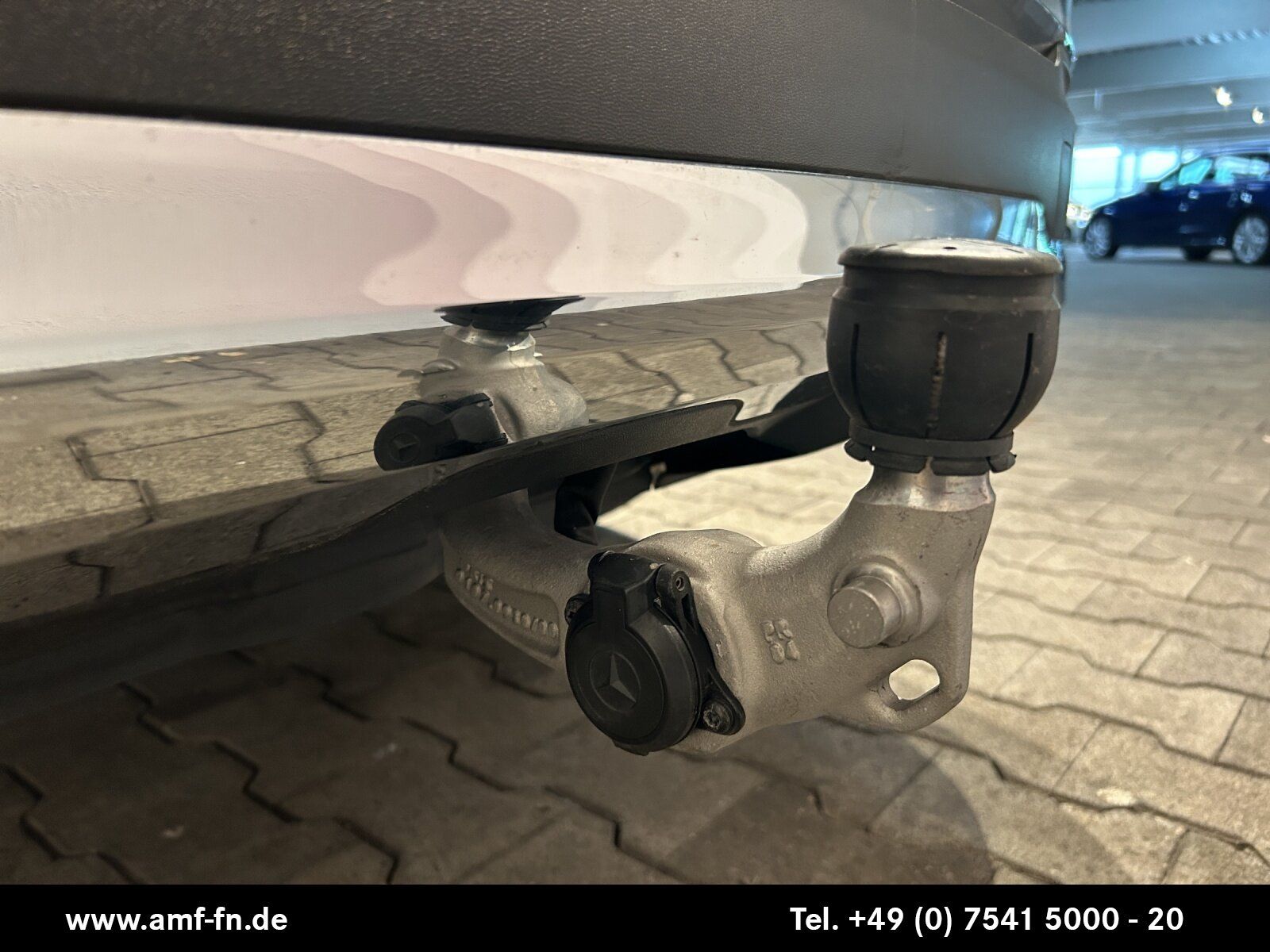 GLC 200 4MATIC AMG-LINE AHK PANO KESSY DISTR RFK