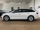 Skoda OctaviaCombi 2.0TDI DSG/ACC/SHZ/LED/17"/AMBIENTE - Skoda Octavia: Ambiente