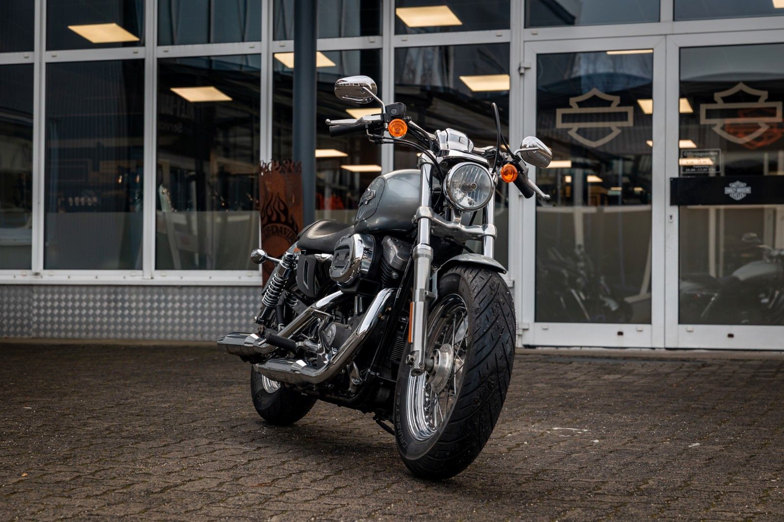 Fahrzeugabbildung Harley-Davidson Sportster XL1200C Custom - ORIGINALZUSTAND -