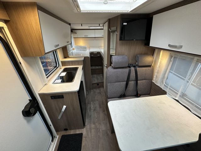 Carado pro+ V 337 Pro+DigitalSafetyACCSolar2.Batte