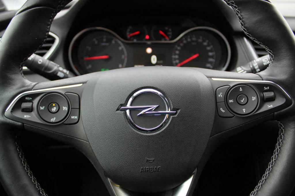 Fahrzeugabbildung Opel Grandland X 1.2 Turbo Innovation