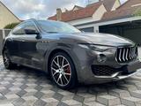 Maserati Levante Diesel 3.0 V6 202kW 4x4 Auto - - graue Maserati Levante