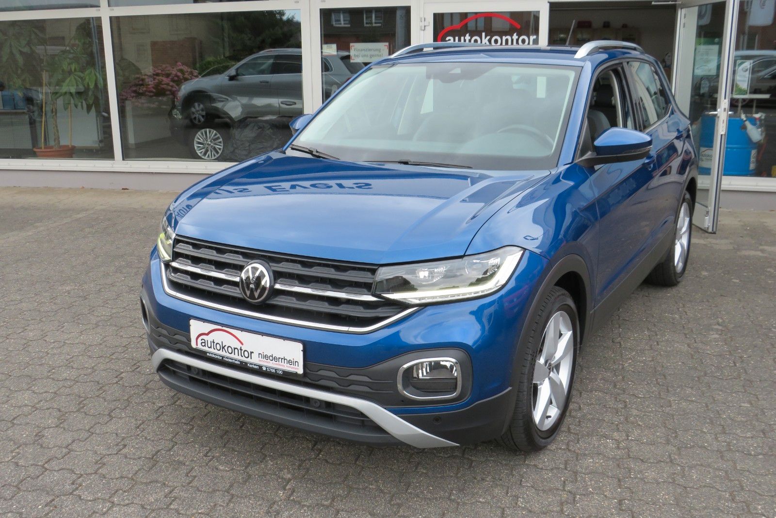 Fahrzeugabbildung Volkswagen T-Cross Highline DSG ACC NAVI AHK APP 1.HAND