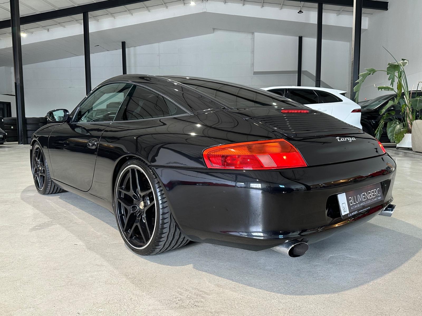 Porsche 911 Targa 996 | 320 ch | BVA | CarPlay | Cuir | Phares bi-xénon | Sièges chauffants | Toit panoramique