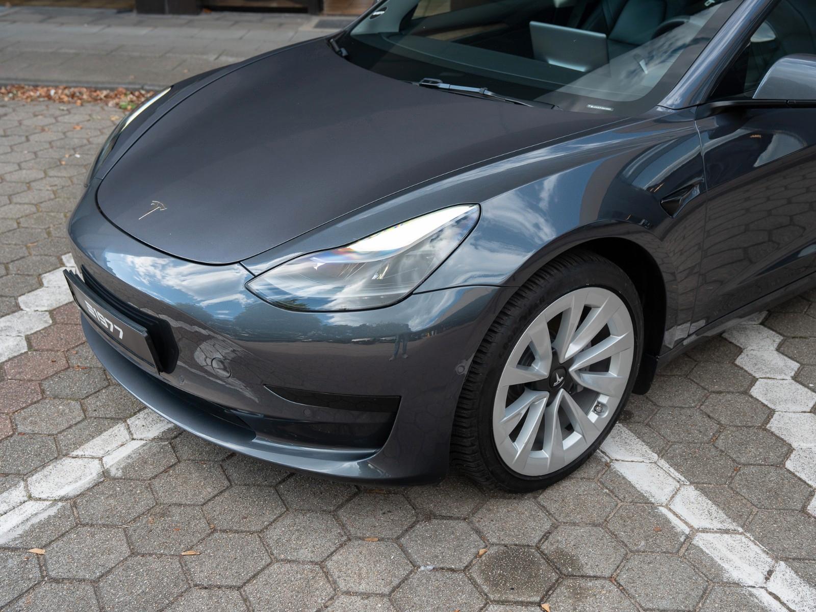 Tesla Model 3 Standard Range Plus, миниатюра 10