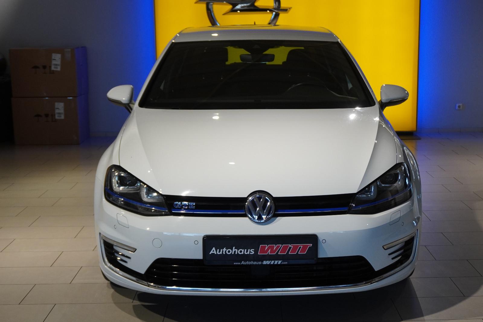 Volkswagen Golf VII Lim. GTE °CarPlay°R-Kam°ACC°Navi°