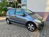 Mercedes-Benz A 200 AVANTGARDE / TÜV bis 06/27 / Bremsen neu - gebrauchte Mercedes-Benz A 200 aus dem Jahr 2009