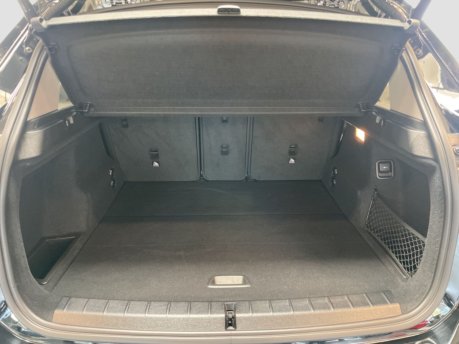 BMW X1 sDrive18d Navi Parkassist Pano.Dach LED foto 13