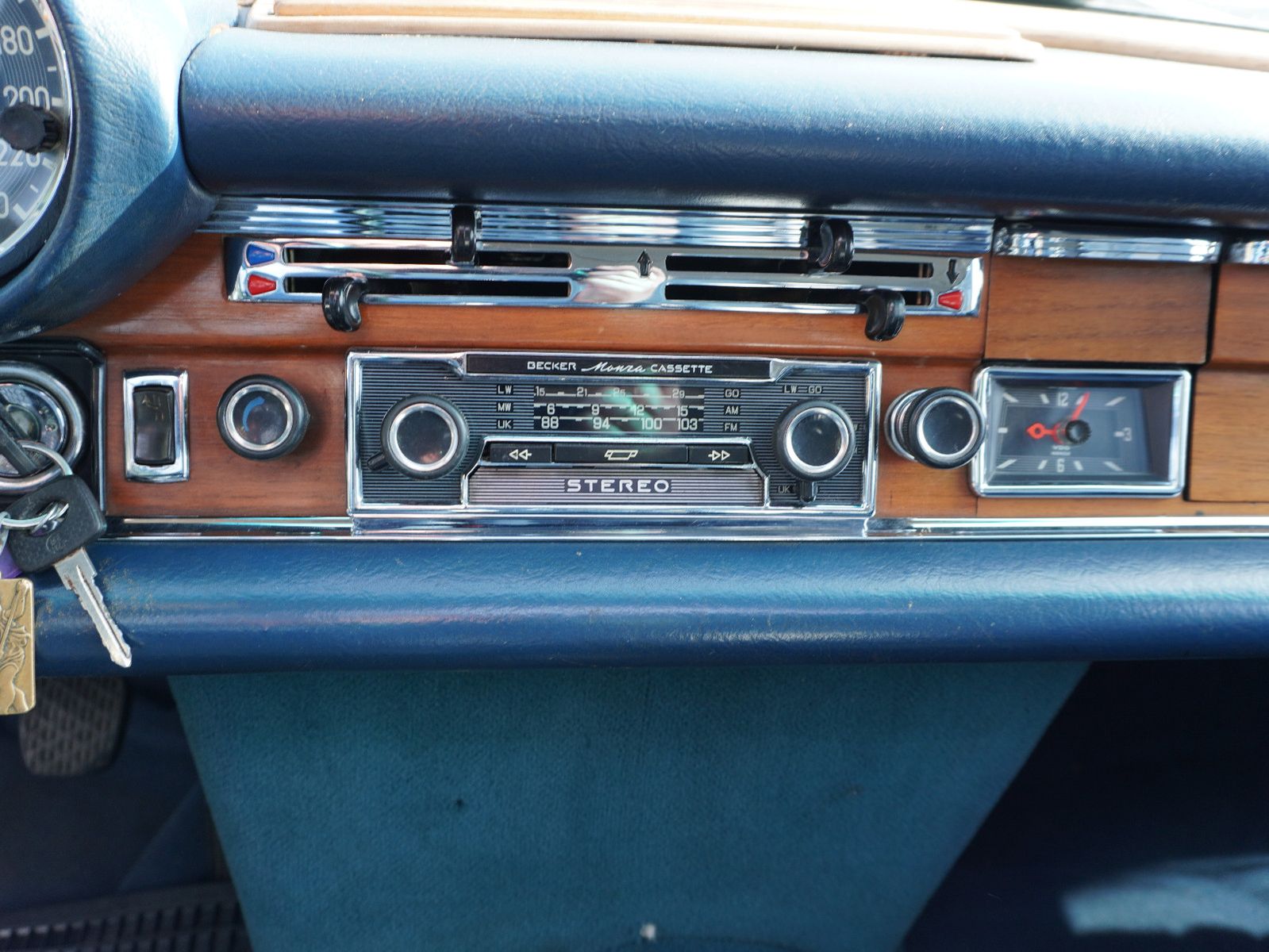 Fahrzeugabbildung Mercedes-Benz 280 SE 3,5 Coupe  W 111