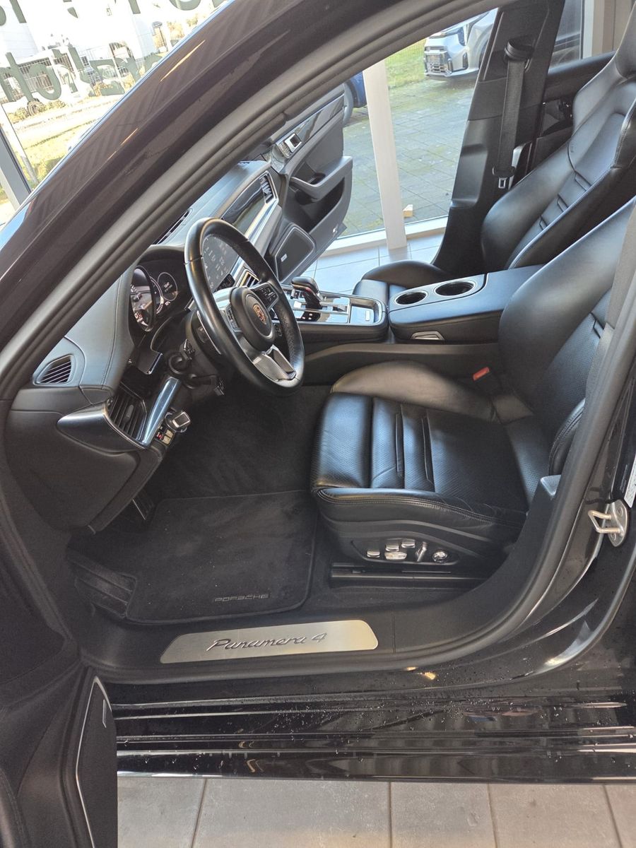 Fahrzeugabbildung Porsche Panamera Sport Turismo 4 E-Hybrid Platinum Editi