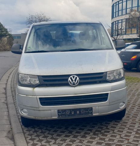 Volkswagen T5 Transporter Bus