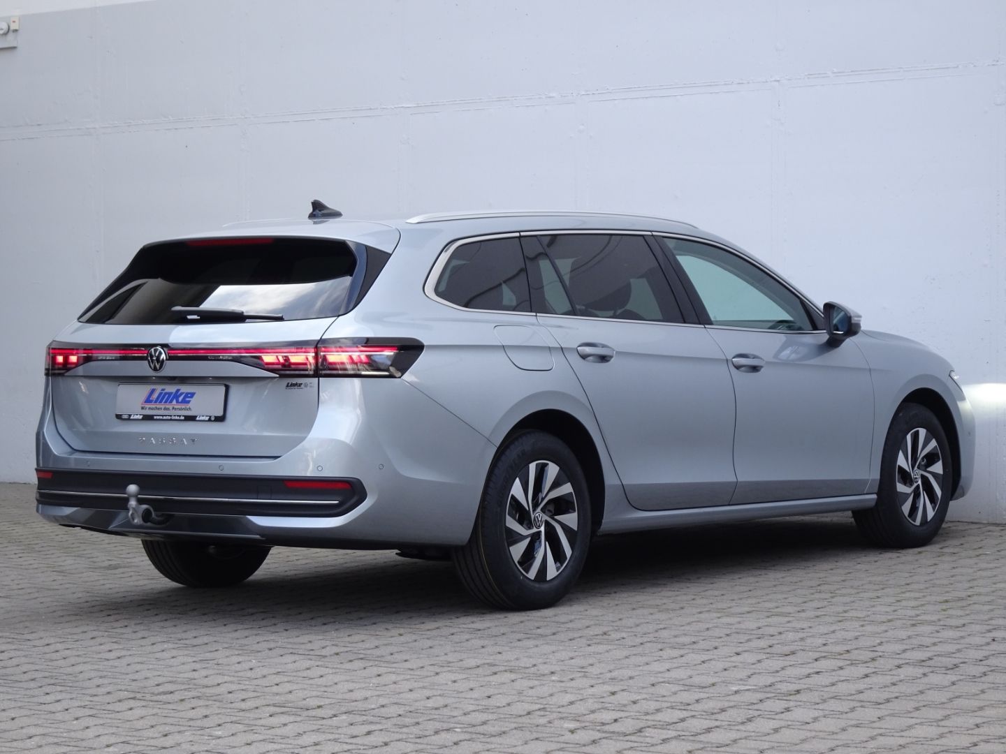 Passat Variant Business 2.0 TDI DSG HUD/AHK/360°