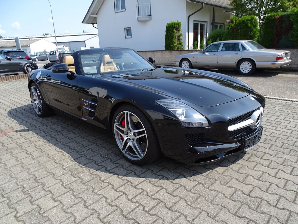 Mercedes-Benz SLS AMG