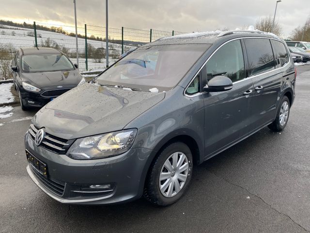 Volkswagen Sharan Highline TDI DSG ACC Pano Navi Kamera Xen