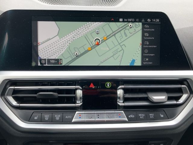 BMW 320 i Touring M-Sport ACC Sitzheizung El.Heckkla foto 10
