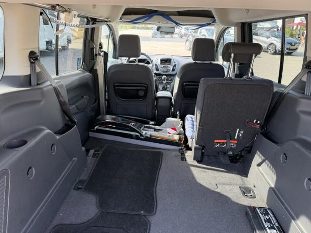 Ford Connect Titanium | Behinderten-Umbau