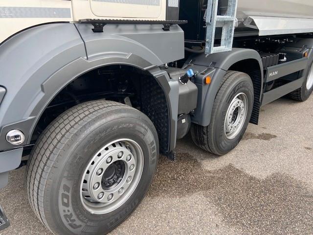 MAN 35.480 8x4 BL TN   Intarder Meiller