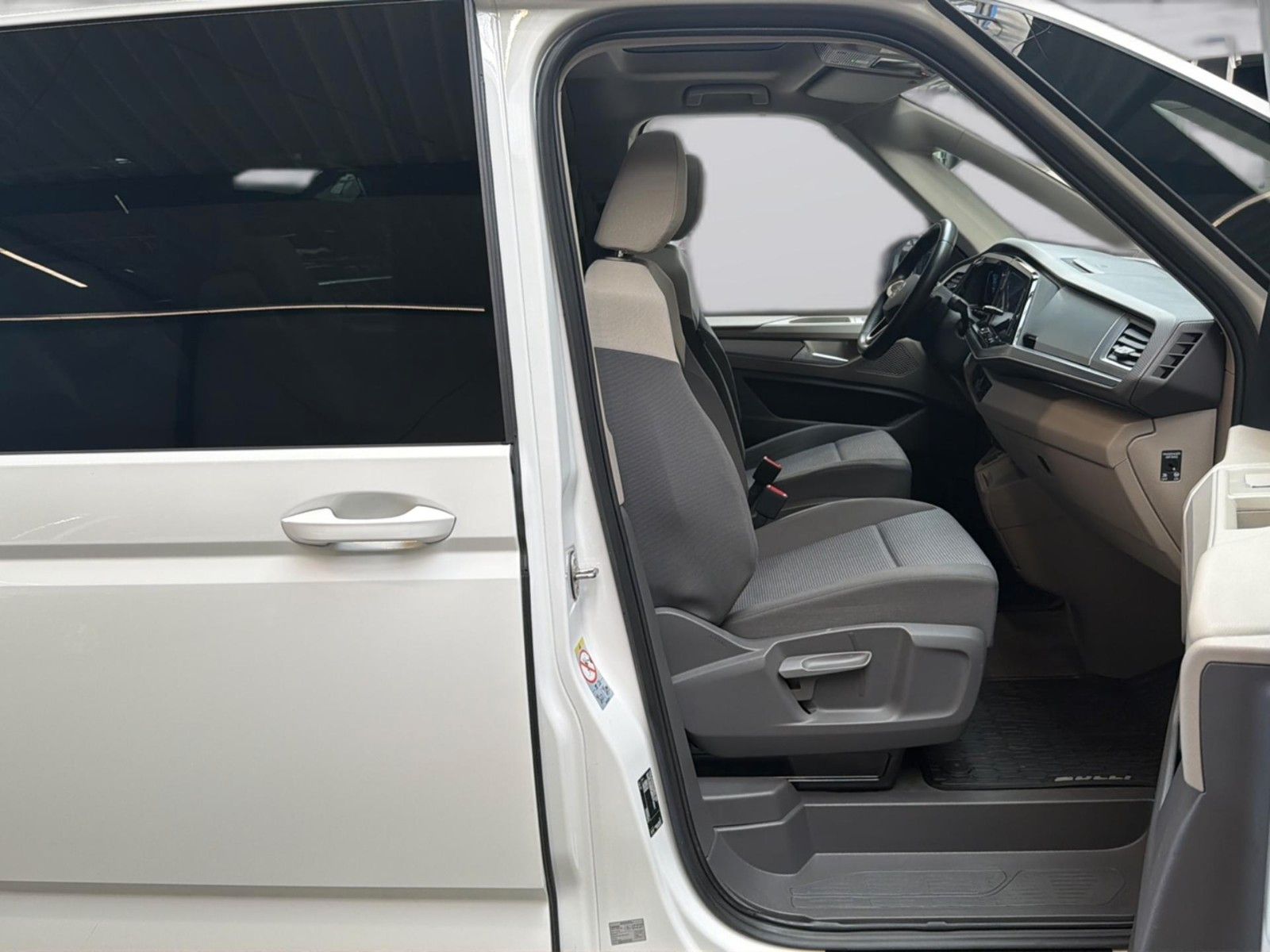Volkswagen T7 Multivan Basis lang LÜ ACC AHK HUD LED 3-ZK foto 9