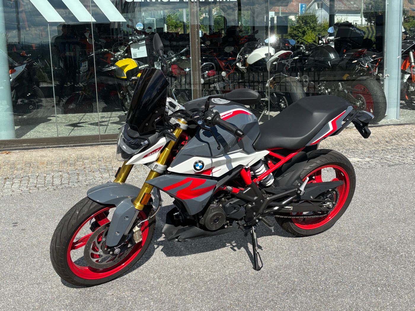 Fahrzeugabbildung BMW G 310 R Style Sport