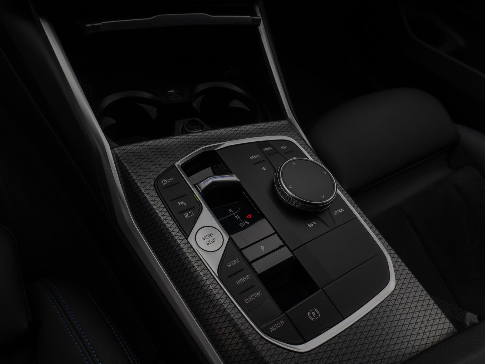 Fahrzeugabbildung BMW 330e M Sport Pro Kamera DAB CockPitPro Komfort